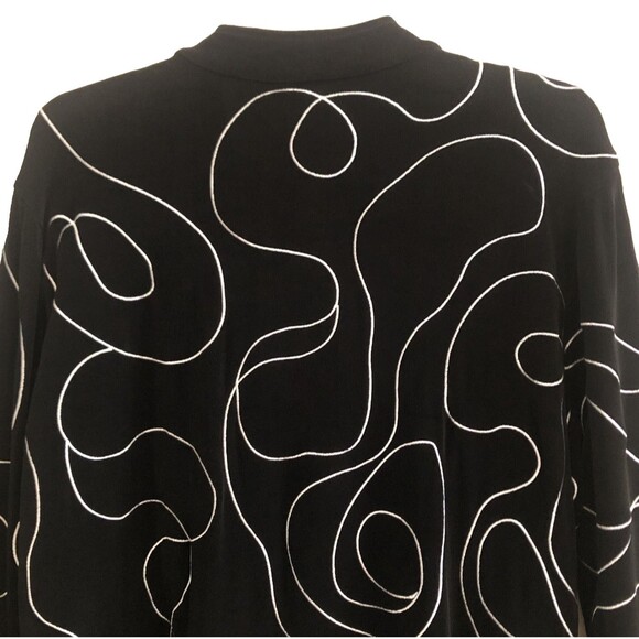 Chicos Travelers Jacket Womens Sz 3 XL Button Front Black White Embroidery Art - Picture 9 of 14